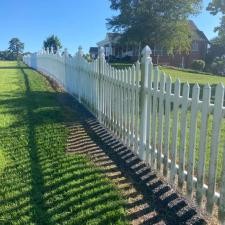 Vinyl-Fence-Washing-in-Lexington-NC 1