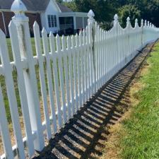 Vinyl-Fence-Washing-in-Lexington-NC 4