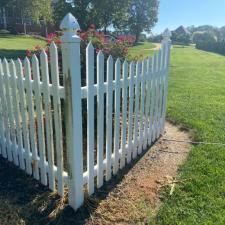 Vinyl-Fence-Washing-in-Lexington-NC 5